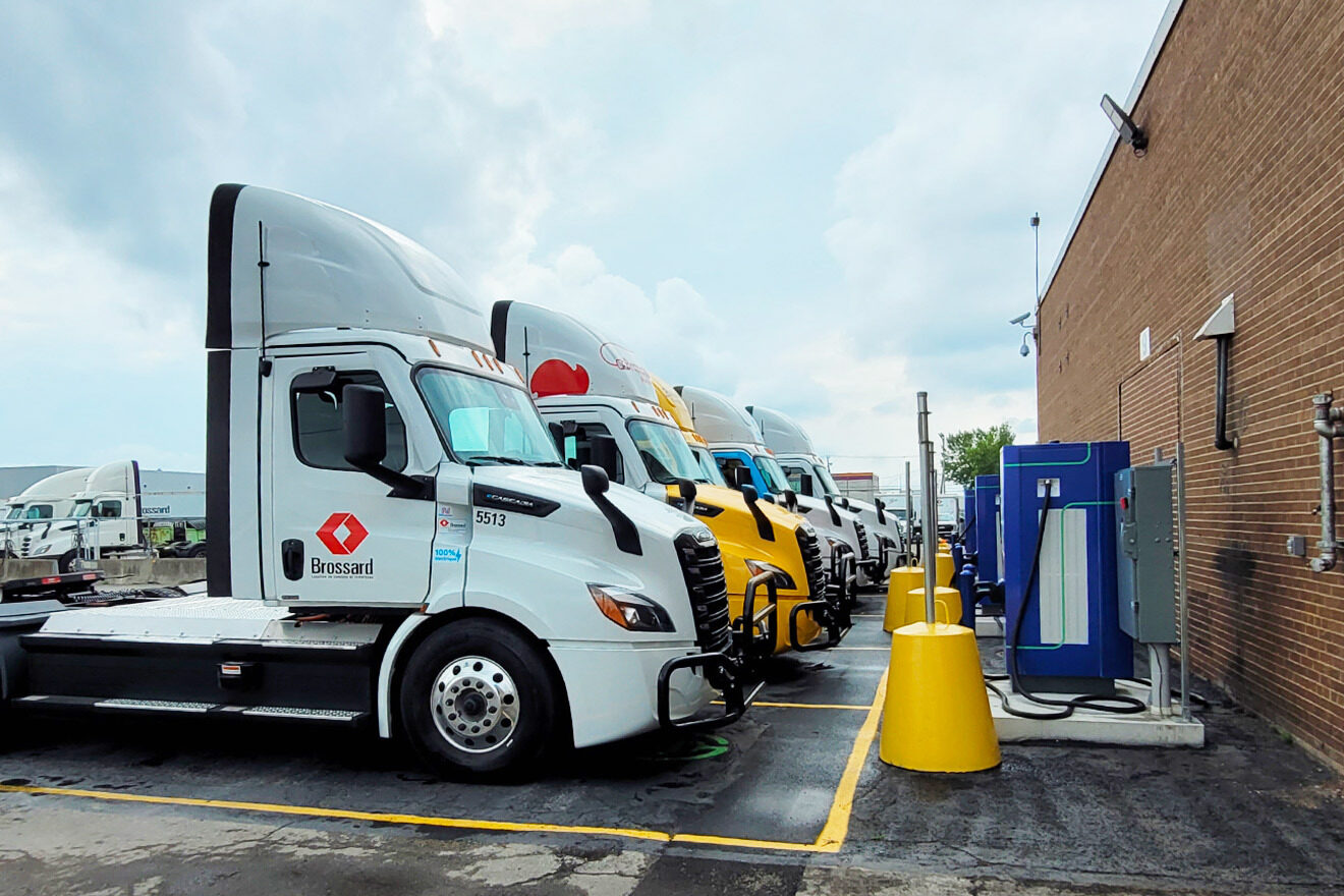 Heavy duty freight transportion fleet